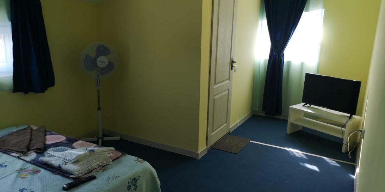 Vila Restaurant Angellys Tuzla Exteriér fotografie
