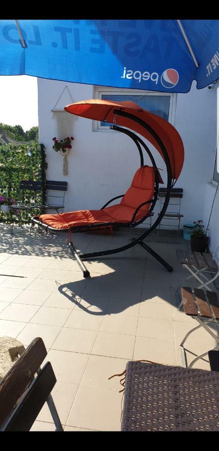 Vila Restaurant Angellys Tuzla Exteriér fotografie